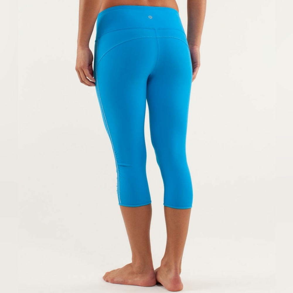 Lululemon Power Flow Crop